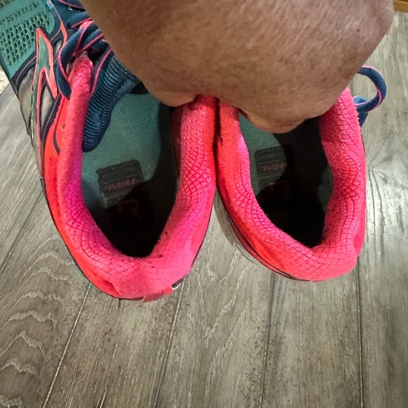 Brooks Ravenna Running Shoes - Picture 11 of 11